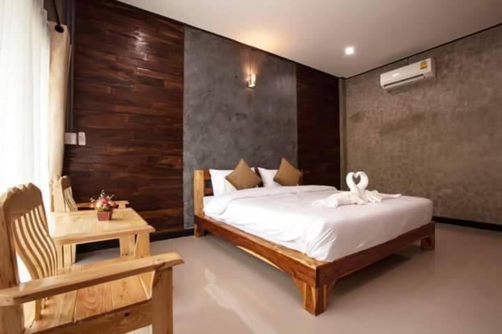 โรงแรมบ้านมะกรูด Baan Ma Grood Hotel Phayao Exterior foto